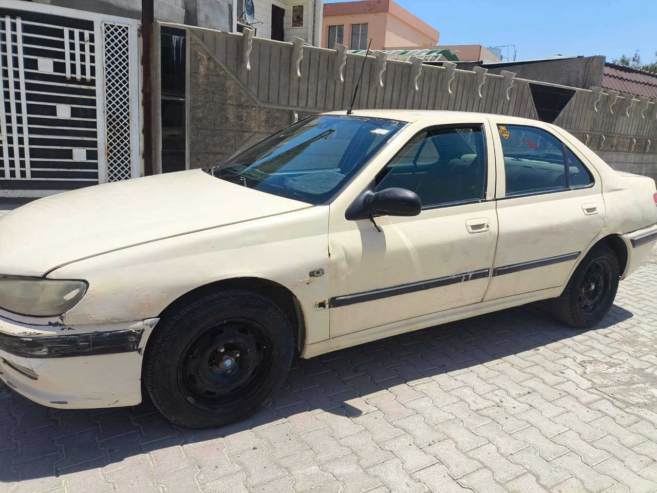 السلام عليكم بيجو 406 موديل 2001
كير ومحرك شرط بيها دفتر بانزين رقم كركوك صاحبها متوفي 

ولده موجودين يعني أي شكال ما بيها سعر 15 وبيها مجال 

واتساب ***********

اتصال *********** عنوان السياره كركوك
