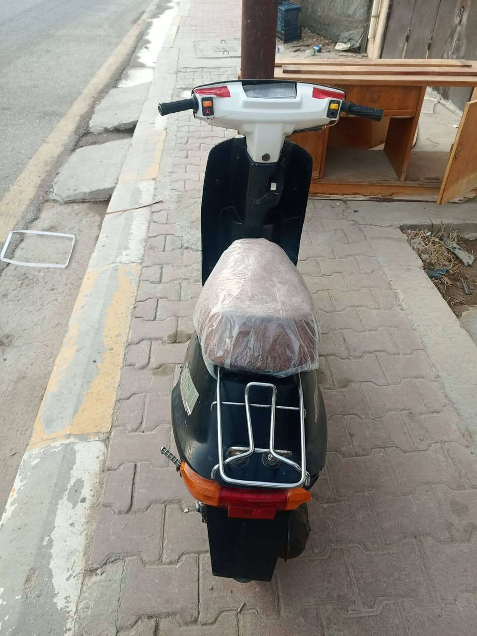 ماطور رص للبيع شغال 
السعر 125وبي مجال 

المكان حديثه
‏‪***********‬‏
