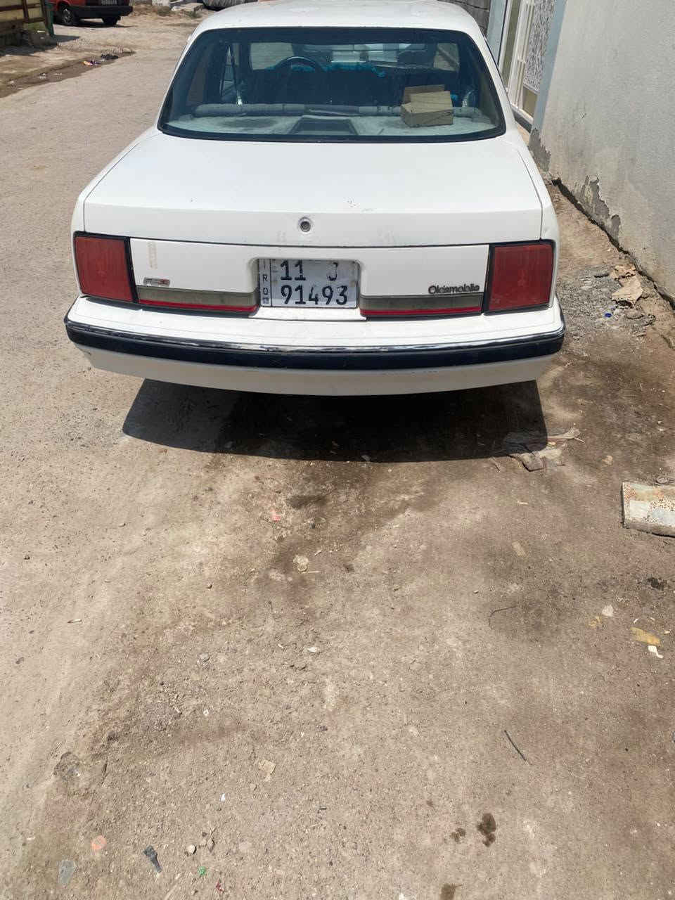 السلام عليكم 🫡
اولـدز موديل 1990 كلشي بلادي شركة  رقم انكليزي بغداد سنويه لل ٢٠٢٩ 

صبغ فقط حزام لا خياس لا ضربة سياره تحفـة محرك لاتبخير ولا تنقيص شرط الأوفر ع 80 يعد شلعته تشك الگاع كلشي بيه مكفول على وضع شركة يعني بلادي من امه 🫰😌 .. تايرات تخم جديد  غرفتها جديده  💯💯%كهربائيات كلها شغال ابواب سنتر لوك ،،،اناره اشاير + منظومة زنون عالي اصلي ،،دبل اشاره كلها شغال  السياره بلاد يعني  مابيها اي نقص تدفئة وتبريد نقص غاز❄️  وبالعافيه على ياخذه وتكون من نصيبه مكان السياره بسمايه 

ملاحظة: رجاءاً رجاءً اقره منشور زين ولحد يكسر بحلال العالم تعجبه يتصل واني خادم  السعر 44ورقه وبيها مجال. للتواصل ***********

