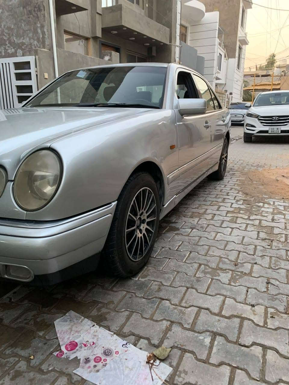 سلام عليكم للبيع مارسدس ام عيون موديل 1996 كير ومكينه بطه 3000 سياره حلوه وكاعده مصبوغه جماليه لا ضربه ولا معجون رقم بصره 

 

كشنات جلد وكهرباء 
برده بلادي 
كشنات تدفئة 
ومعروفه مواصفات ام عيون 
أريده ب 62 وبيها مجال حك جيه 
مكاني بغداد قرب جسر المثنى

***********
