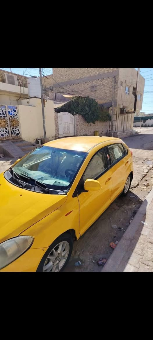 سلام عليكم شيري فلاوين سياره جاهزه وخير من الله تخم تاير راديتر جديد منضومه مال تبريد كمبريسر جديد الحداديه الماميه تعبانه لمكينه بيها خيط بخار سياره واحد ياخذها يشتغل بيها علع باب الله سعر 10 ورقات مكاني ميسان ***********مكلف بل نشر
