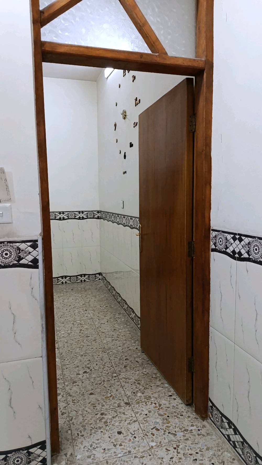السلام عليكم دار للبيع مساحه ٨٠ متر واجهه ٥ و٦٠ونزال١٤ بناء جديد قاط واحد مكان مزرعه مريوش نهايه حي اور للاستفسار رقم ***********