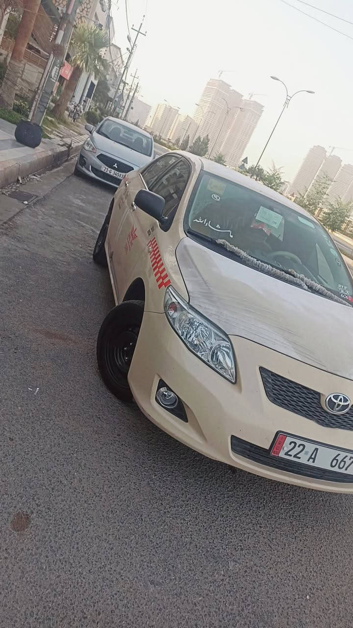 ئەم سەیارەیە بۆ فرۆشتنە مۆدێل ٢٠١٠ ژینگە و ڕێگاو بان هەتا ٢٠٣٠ گێڕو مەکینەی بە شەرت مەکینەی نەکراوەتەوە بێ سوبغە پێش و پاشی کەپسە سەیارەکە گێر عادیە نرخ ١٢٥ وەرەقە و مەجالێکی کەم ژمارەی مۆبایل ***********
