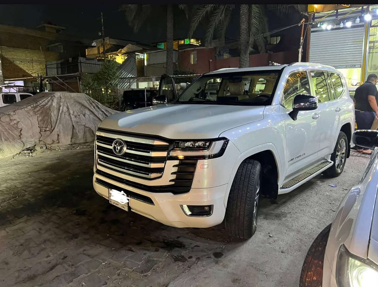 لاندكروز VX • ٢٠٢٣ • رقم بغداد