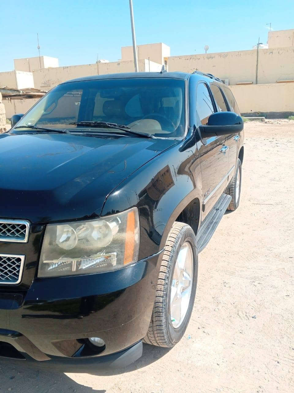 عليكم تاهو للبيع رقم ميسان ترقيم جديد قرار ١٠٢ نكليزي  اصولي بسمي تحويل ثاني
يوم موديل ٢٠١٤ سياره كفاله
  تبريد ثلج جاهزه من كلشي
 كشنات جلد كهرباء فول مواصفات
 سعر 200 وبيهه مجال مكاني بصره 
رقم 《***********》
