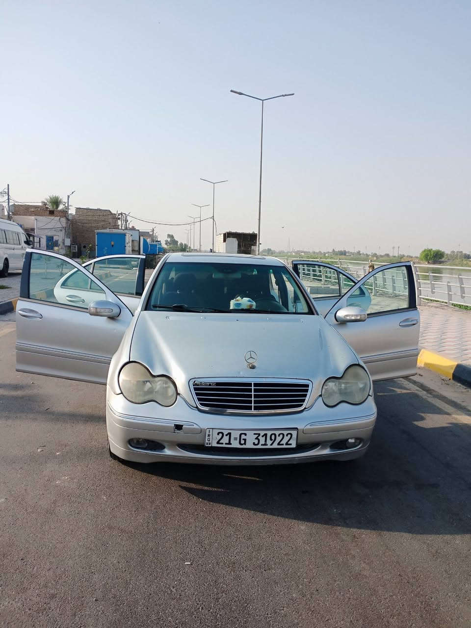 السلام عليكم مرسدس ام عيون c203. 2001
رقم سليمانية بسمي تريد تحويل تريد وكلة 

كفالة عامة  فول مواصفات 

تحكم سترين شاشة اندرويد اصلية 

تبريد ثلج 🥶 تخم تايدر  حدادية خير من الله 

مكينة كير مكفولات مكينة توربو  4 سلندر 💪 

سيارة الضربه ولا تبديل عل ابلاد

 السعر 68 بي مجال بسيط 

مكان الكوت ***********
