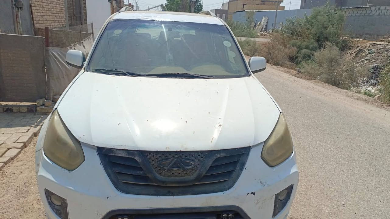 السلام عليكم 
سيارة شيري تيكو ١٣ للبيع رقم قادسية 
عطلها كهرباء بالعقل مال الكير  .. المكينة خير من الله وكشرها بي خياسات السيارة تمشي مو واكفة السعر خاص رقم الهاتف 
***********
