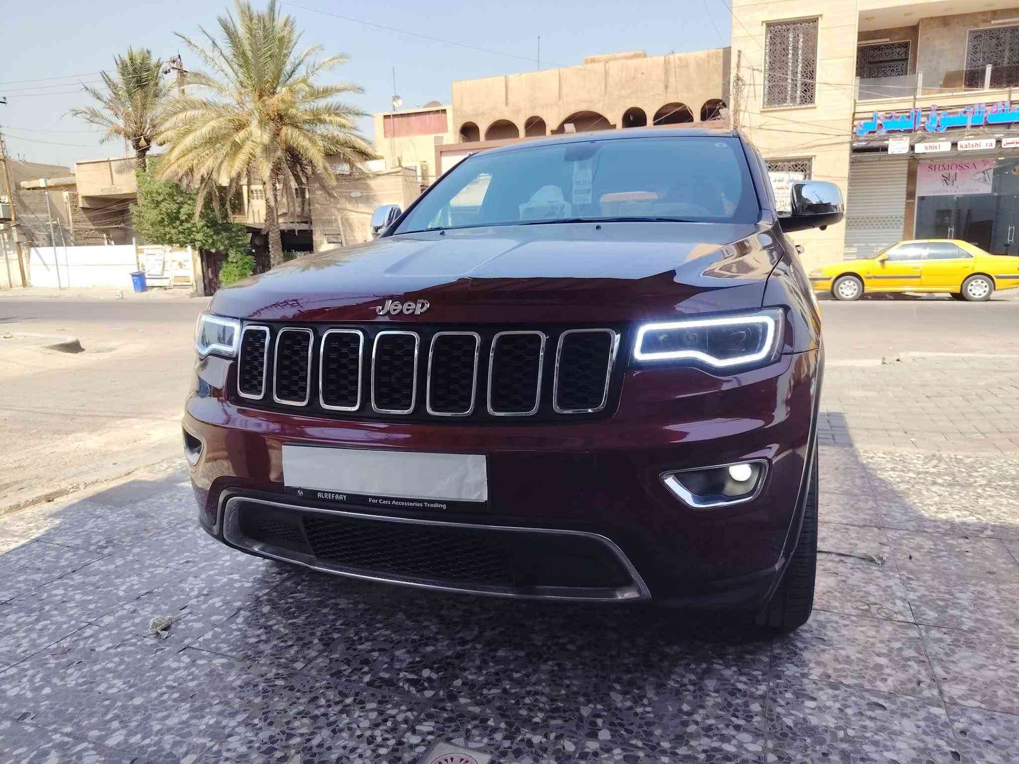 السلام عليكم جيب لاريدو
للبيع مواصفات العاديه
موديل 2018 بسمي السيارهحادث امريكا بس دعامية امامية بل عراق بيها جملغ وبنيد بدون دواخل 
سوناره منشور بل منشور
مكاني البياع  حي الاعلام
او مراوس بجارجر او اوباما
اتصال ***********

