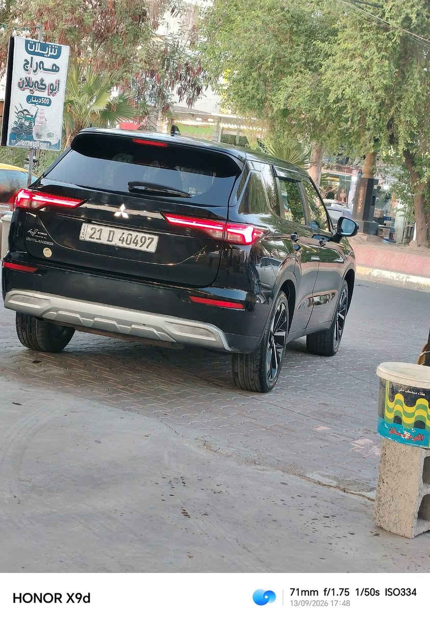 2022 𝐌𝐈𝐓𝐒𝐔𝐁𝐈𝐒𝐇𝐈 𝐎𝐔𝐓𝐋𝐀𝐍𝐃𝐄𝐑-ES

ميتسوبيشي اوتلاندر (ES-) موديل : 2022

اللون : اسود 

عداد المسافة : 59 الف

حجم المحرك : 2.5L ( 4,سلندر )

  صبغ ✅ فقط 2,واحد جاملغ تبديل بلادي و بنید بالعراق

 بدون ارباكات بس ستیرن 
المواصفات : Es
سیارە بـسمی 
بصمة تشـــغـــيل 
تشـــغـــيل عـــن بعد
شـــاشـــة كبير لمـــس

‎كاميرا امامي 

‎كاميرا جانبي

هاند بريك بصمة

اوتو ستارات (𝐀𝐔𝐓𝐎 𝐒𝐓𝐀𝐑𝐓)

اوتو ستوب (𝐀𝐔𝐓𝐎  𝐒𝐓𝐎𝐏)

رادار امامي (تحديد مسار)

رادار جانبي  (نقاط عمياء)

رادار خلفي (التحذير من الاصطدام)

حساسات امامي

حساسات جانبي 

حساسات خلفي 

نظام (𝐄𝐂𝐎)

نظام (𝐍𝐎𝐑𝐌𝐀𝐋) 

نظام (𝐓𝐀𝐑𝐌𝐀𝐂)

نظام (𝐆𝐑𝐀𝐕𝐄𝐋)

نظام (𝐒𝐇𝐖𝐎)

تحكمات استيرن 
تبريد لمس 

تبريد مركزي 

لايتات (𝐋𝐄𝐃) ليد عدسة زينون بلادي

بلاجيكتور (𝐋𝐄𝐃) ليد بلادي

بكلايتات (𝐋𝐄𝐃) ليد بلادي

ويل كروم 

بعد هواية مواصفات…

‏‎تفاصيل اكثر الاتصال علی ارقام التاليه

‏ WhatsApp-Viber 

☎️***********

☎️***********

‏‎عنوان📍کرکوك رحیم اوە

نص مكتوب في الصور:
- HONOR X9d 71mm f/1.75 1/50s ISO334 13/09/2026 17:48
- HONOR X9d 71mm f/1.75 1/50s ISO163 13/09/2026 17:47
- HONOR X9d 71mm f/1.75 1/100s ISO135 13/09/2026 17:47