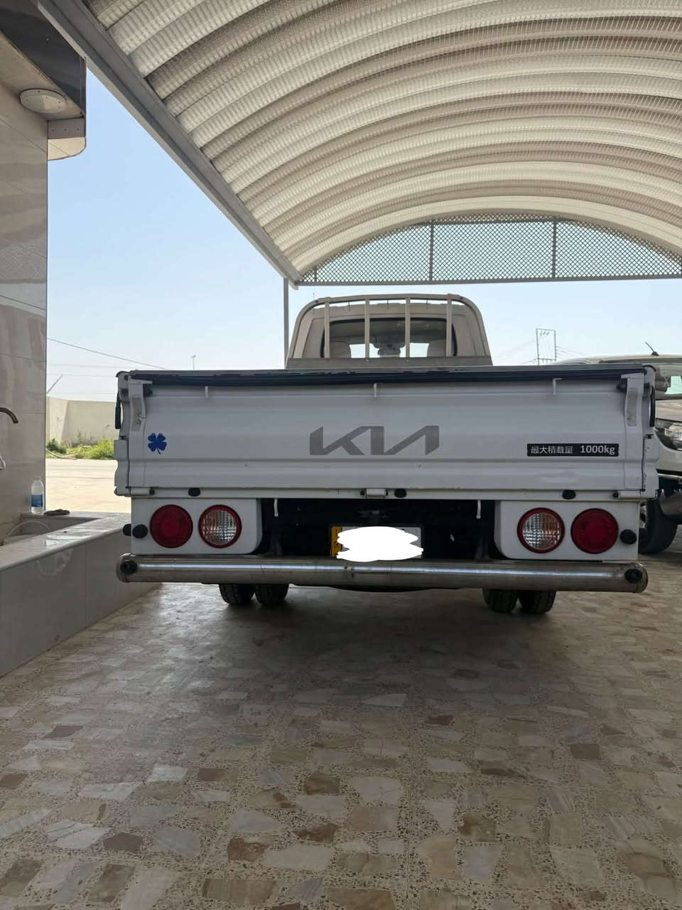 السلام عليكم للبيع كيا حمل موديل 2023 فول ستسم رقم بغداد الجديد دبه ماء صندوك عده مكفوله كفاله عامه جديده السياره ماشيه 164 الف تخم تاير جديد محرك كير تبريد ثلج سياره خير من الله جاهزه السعر 143وبيها مجال للاستفسار *********** العنوان ديالى خان بني سعد
