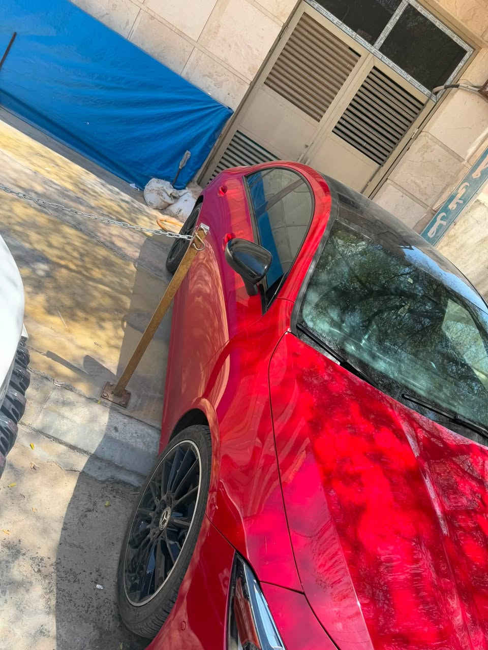 مارسدس CLA 2020
حادث جامرلغ عكس السايق مبدل نفس الون 
ماشه 70000KM
سعر 19000 دولار
***********
