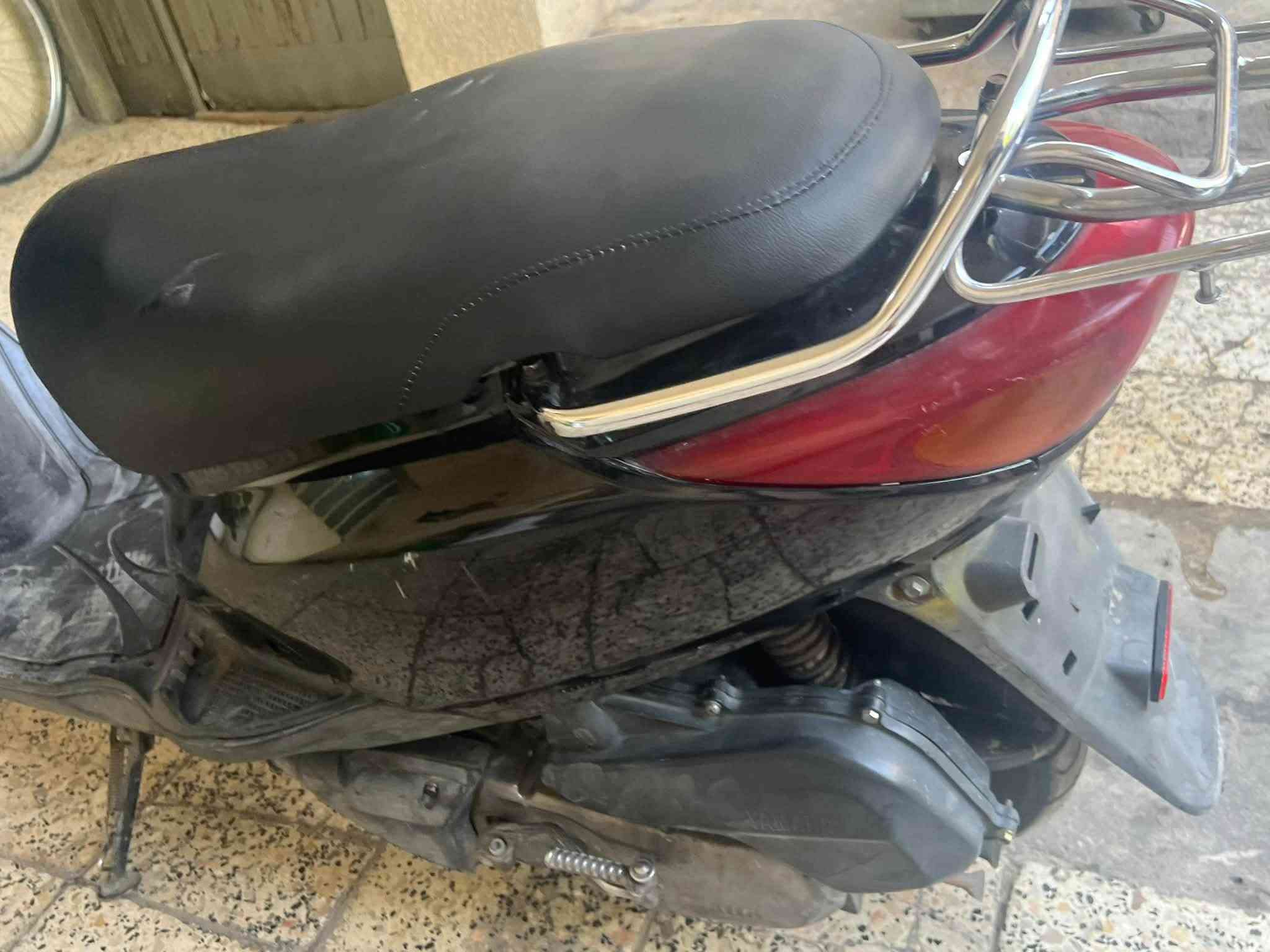 سلام عليكم دراجه البيع إبريز  دراجه حيل نذيفه دراجه ناعمه حيل نقص ادراجه باتري وستان باقي دراجه كلة كامل تجي شوف بعينك دراجه حيل حلوو سعر ادراجه 450وبها مجال  عنواني الشعله وهاذه رقم ***********
