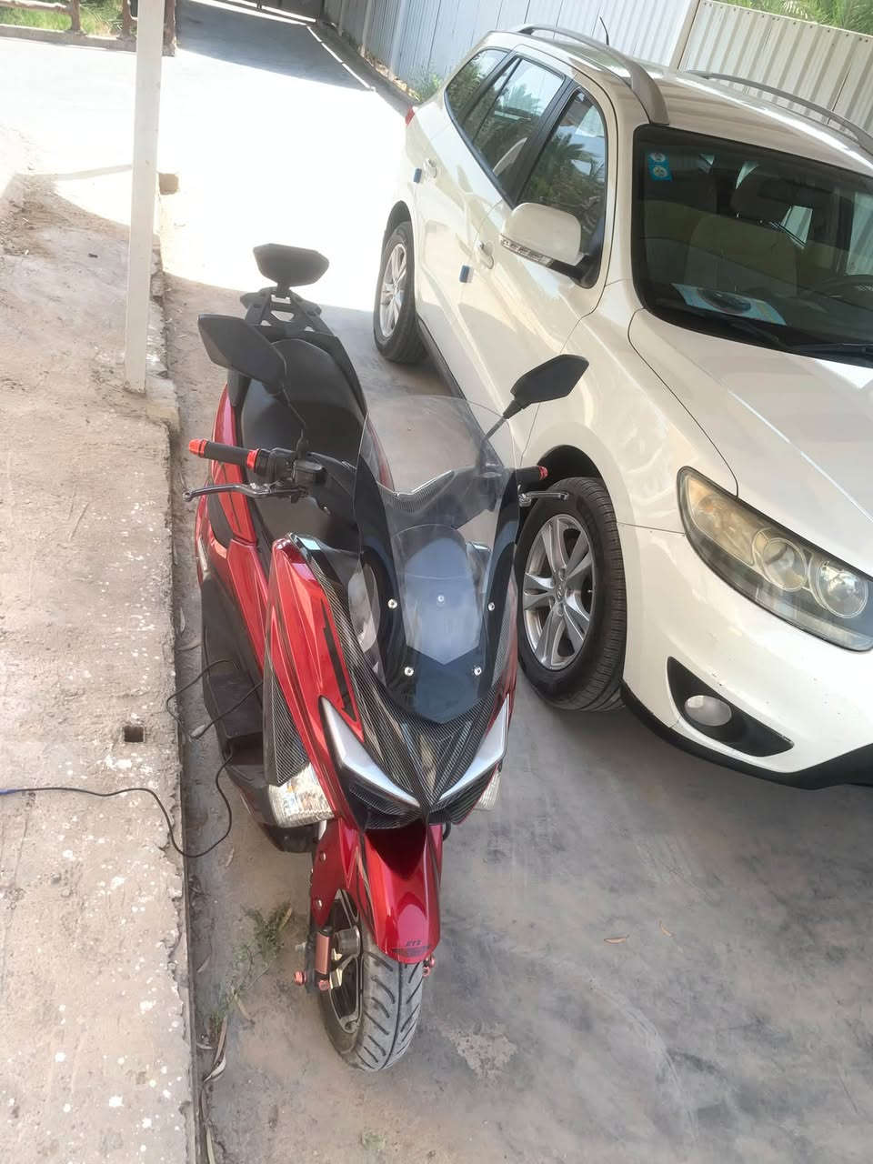 السلام عليكم دراجه شحن هايبرد السرعه 100 GTR 10  بطاريات دراجه كلش حلوه وجديده كلش العنوان بابل محاويل قريه البعلوان السعر 1200 وبيهه مجال ***********
