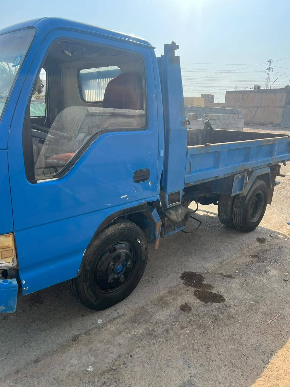 زوزه البيع موديل 2000 كير شاصي مكفول مكينه بيهه خيط بخار سفسار تصال  ***********
