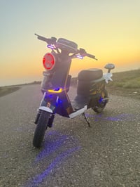 دراجه شحن • R11 • ٦ بطاريات