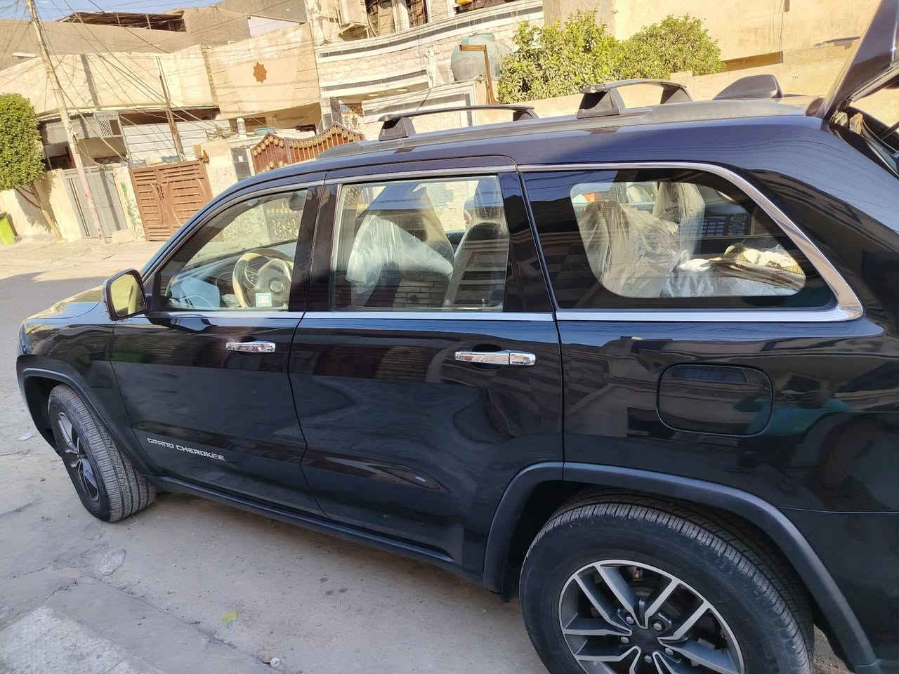 جيب أميركي ٢٠١٤فول مواصفات لمتد  كراسي كهرباء كشنات تبريد فتحة بنوراما معروفة مواصفات اللمتد
كل تفاصيلها موضحة بالسونار
السيارة باسمي تحويل ثاني يوم مباشر 
العنوان بغداد الدورة 
اتصل وبيك خير وتدلل محظور من الرسائل
رقم الهاتف ***********
