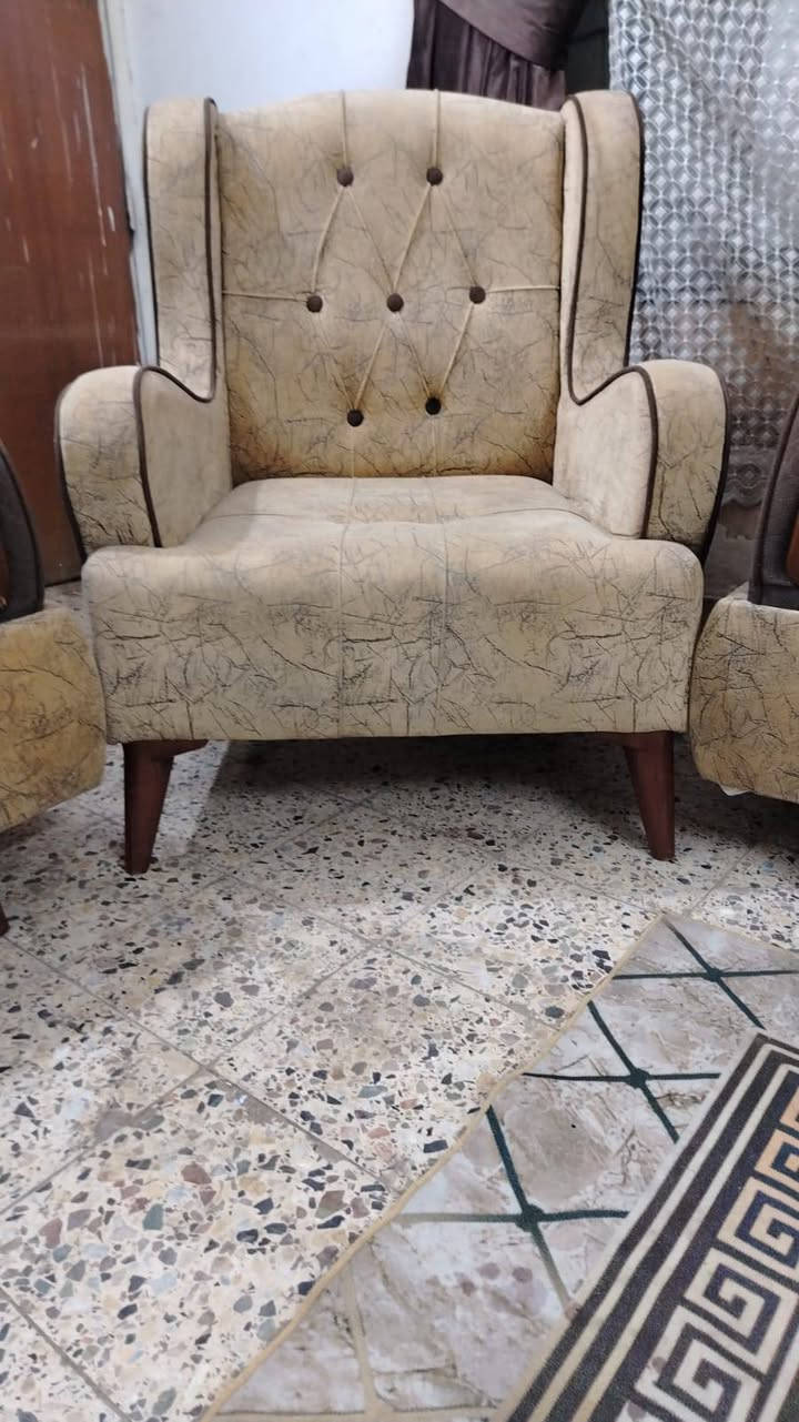 ١٠مقاعد • جديد • بدون ضرر