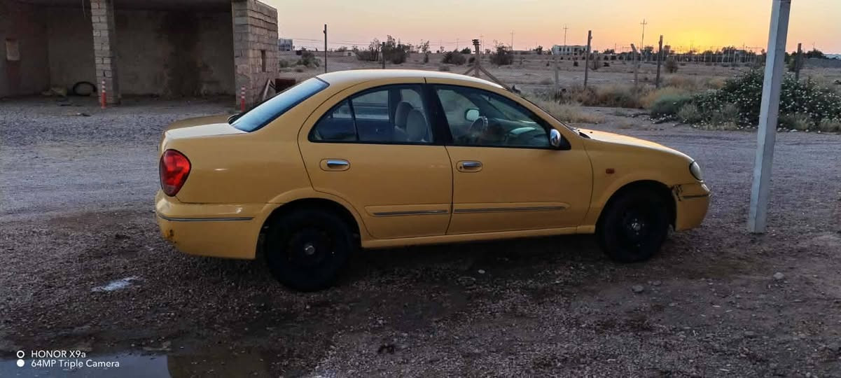 2005 ضررها خفيف بالبدنة تبريد شغال محرك كير نظيفات سيارة جاهزة من كلشي ونظيفة رقم بغداد بأسمي السعر 63 ،بيع او مراوس يرهم 
***********
