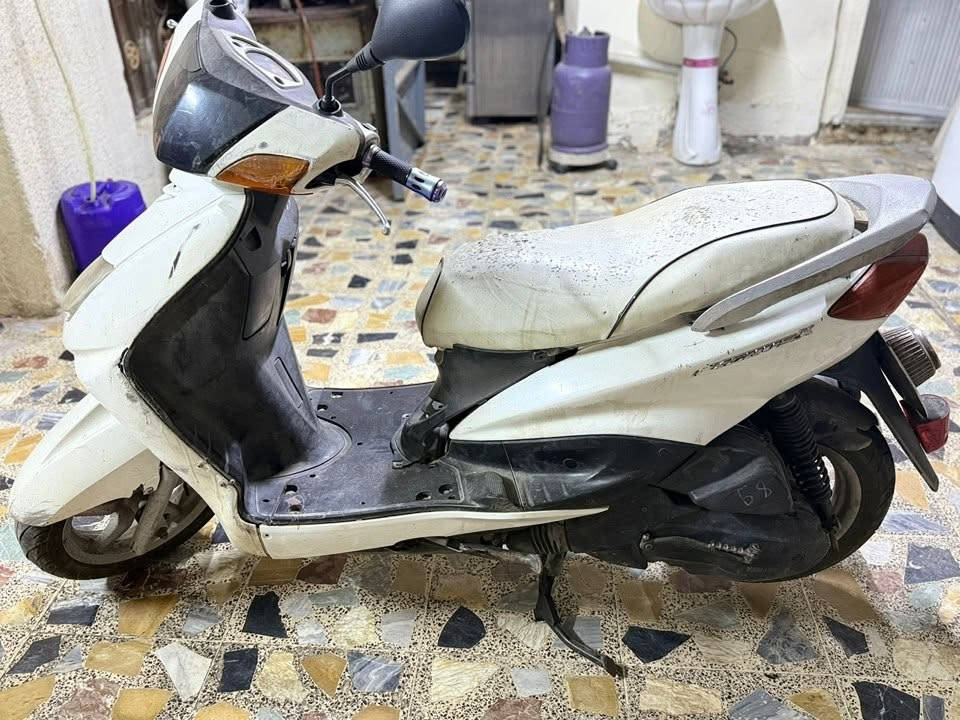 السلام عليكم سكنس ياباني ١١٠ نثيه مكفوله كامله بلاديه مكينه ممفتوحه كُلها كامله مبيها اي نقص للاستفسار تواصل واتس ***********
