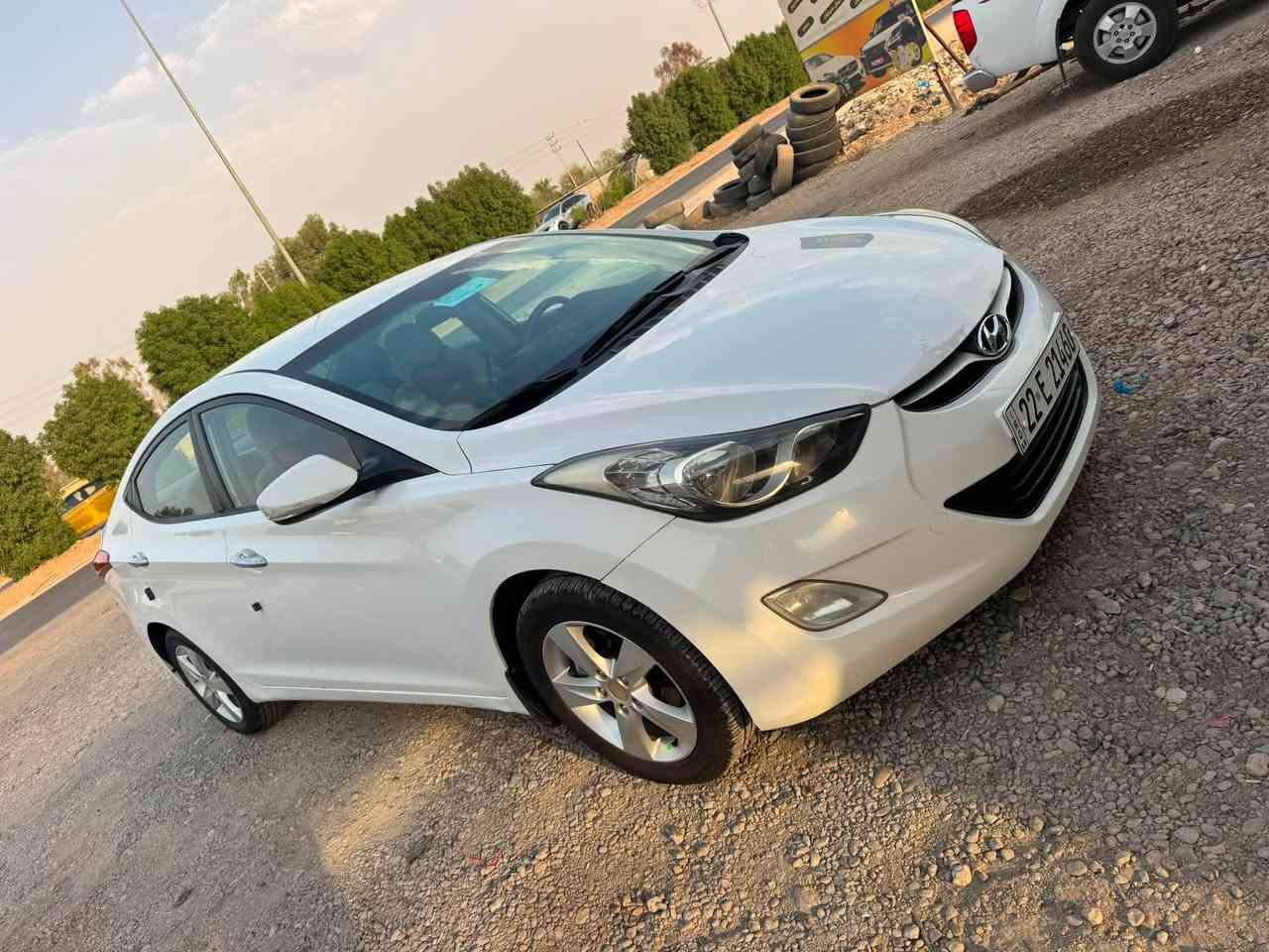 سلام عليكم النترا ٢٠١٢ خليجي بيها صبغ مأشر بالباب مال سايق موجود وقبق جنطه مفتوح سياره رقم وهزه جديد رقم اربيل بأسمينا مكينه ١٨٠٠ سياره جاهزه مكينه وكير وتبريد خير من الله تخم تاير وحداديه جديده سياره احلى من صور 
موصفات اشاير بالمري ويل كب حجم ١٦ تحكم جهتين 
مكان سياره بغداد سعر ١٠٠  وبيها مجال 
للاتصال 
***********
***********
