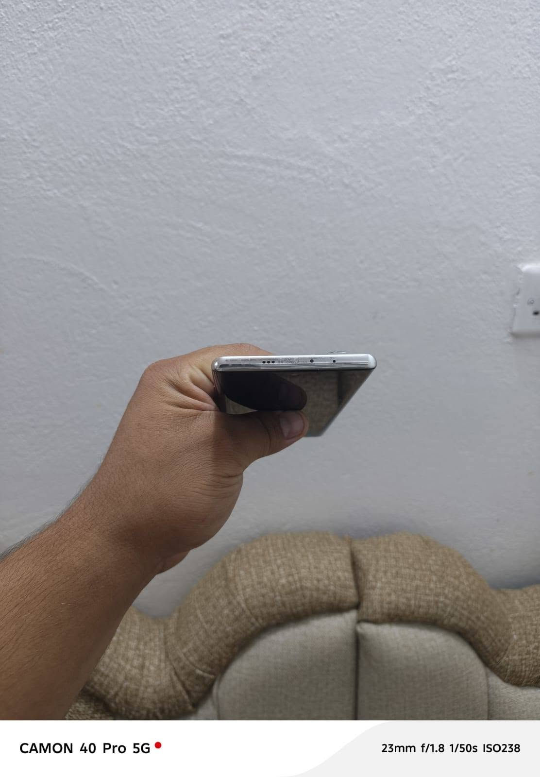 كامون 40 برو 5G • ٢٥٦ • شاشة ١٤٤ هرتز