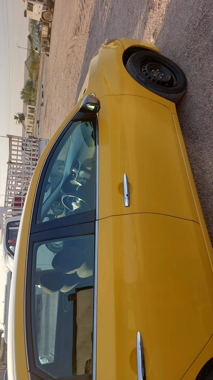 السلام عليكم سنترا 2019 بّـــ اسمي سنويه لل 2031 سياره  كير مكينه تبريد خير من الله مكينه 1800 بس يرادلها زوج تاير وصدرها 60 ٪ تحويل ثاني يوم شرط حادث السياره بسيط  بدون دواخل شرط ها عارضين السياره ب105وبيها مجال العنوان بغداد ابو غريب وهاي الصوره اليوم ***********
