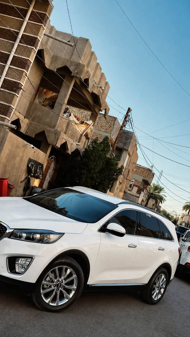 سلام عليكم سورنتو موديل2016 خليجي بيها صبغ بنيد فقط ماشيه 156الف كيلو متر
جاهزه للاخير مكاني كوت 
سعرها 183وبيها مجال 
***********
