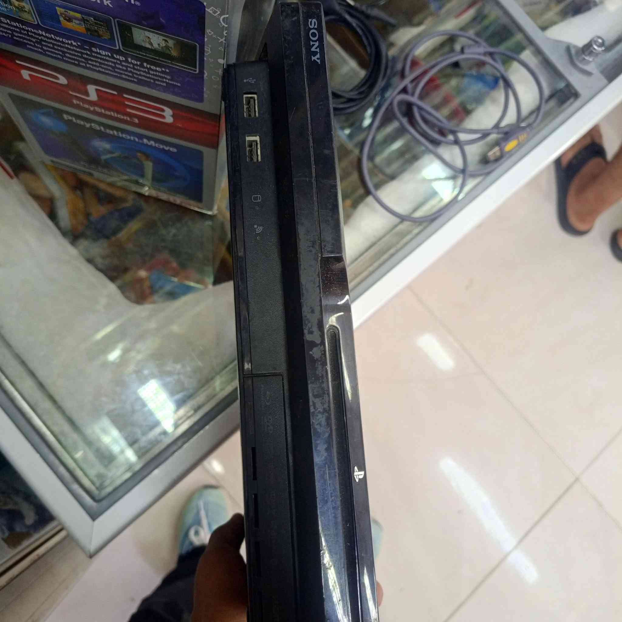 بلي 3 كامل ملحقات نضافته 80/100سعر البلي 120 وبي مجال حك جي مكاني بغداد مدينت صدر رقم الهاتف ***********
