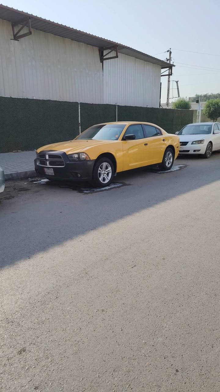 سلام عليكم جارجر ١٤ للبيع رقم ذي قار تبريد حداديه ٨٠ بل ميه مكينه وكير خير من الله تبريد جديد سياره خطه بغداد سوق الشيوخ جاهزه    هاتف ***********q.سعر ١٣٥ وبيه مجال
