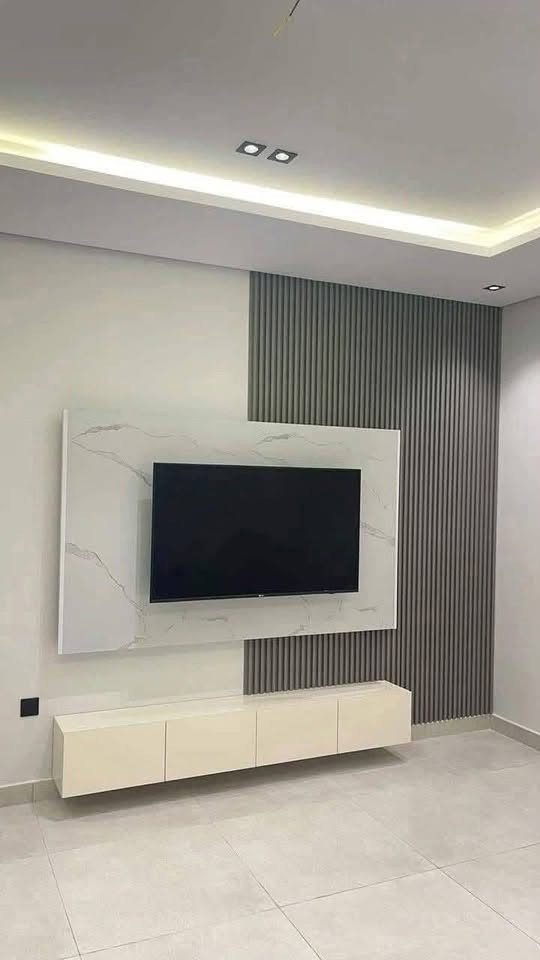 يعلن مكتب ديكورات الريتال 🥰عن عمل كافه الديكورات الحديثه 😊المنزلية ومحال التجاريه⭐ والشركات والمكاتب والعيادات 💜والفنادق وباحدث التصاميم 💖التي تتناسب مع ذوقكم الجميل 🩷وكافه اعمال البناء ✨وبايدي كوادر ماهره 👌وبأسعار مناسبة جدا للاستفسار الاتصال🌟 *********** باداره ابو ياسر الفتلاوي 💓#ديكورات_الريتال

