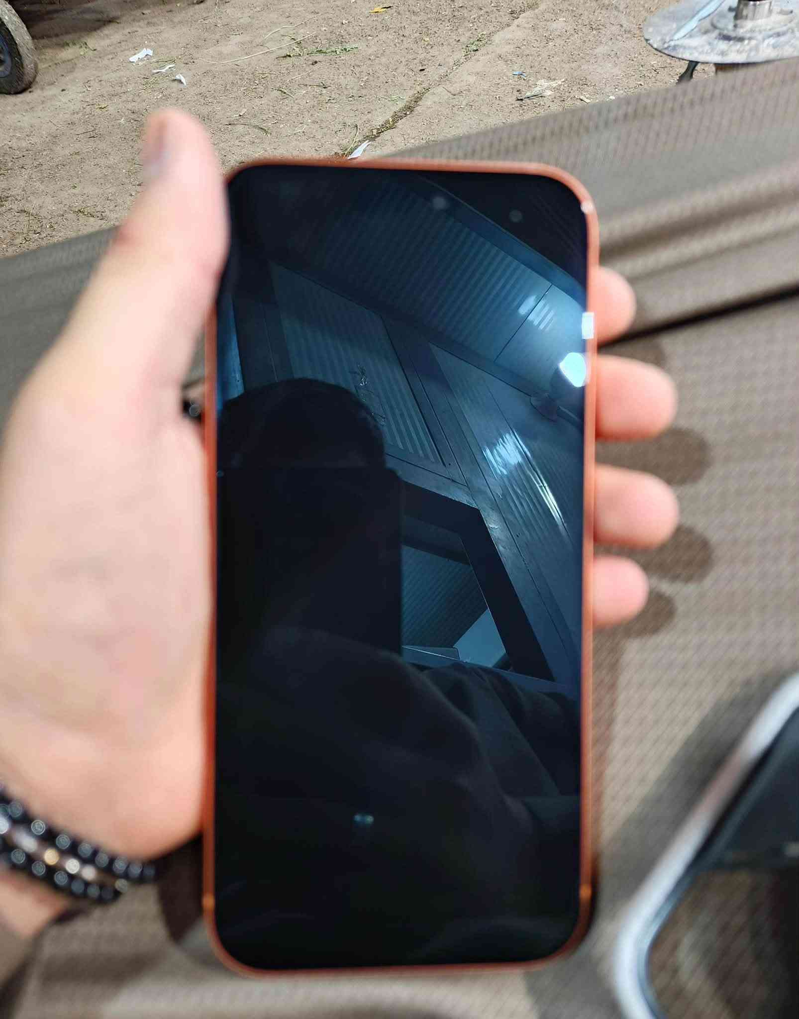 آيفون ١٧ برو ماكس • بطارية ٩٩٪ • مقايضة