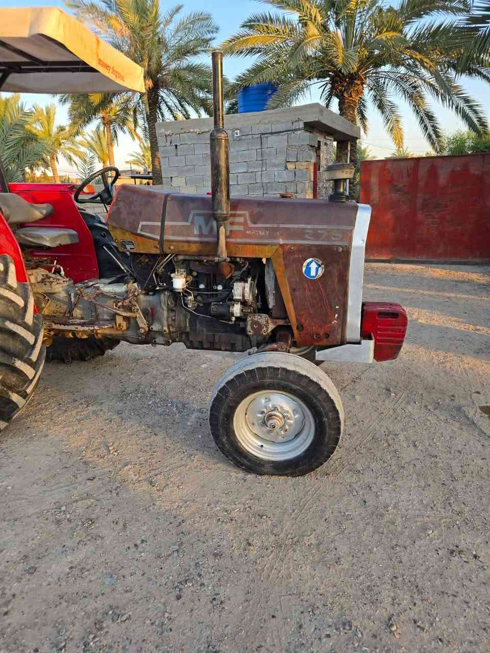 ساحبه انكليزي حجم 275 رقم بابل انكليزي كير محرك جديد السرنر مبدل مال تركيه مكان ابو غريب ***********.    ***********
