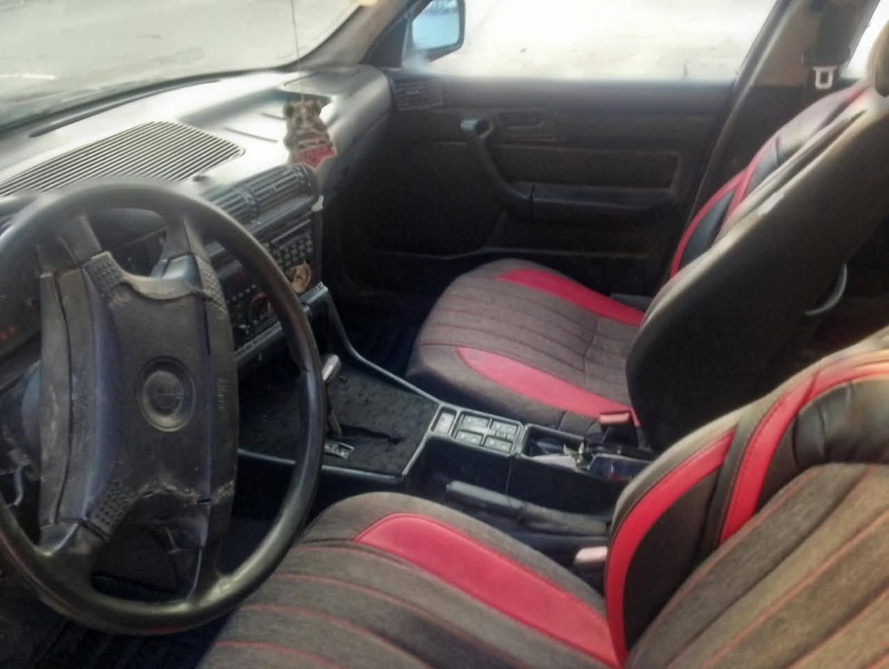 سلام عليكم 
BMW. 535
موديل 1993 رقم انبار مشروع وطني شرط مداور ثاني يوم كير اوتو  مكينه 6سلندر مفتوح 3.5 كير ومكينه شرط صدر 75% تبريد ثلج دواخل نضيفه مكانهه ذي قار الرفاعي  السعر 33 عليهه غرامات ينزلن من سعرهه 
 
*********** واتساب
