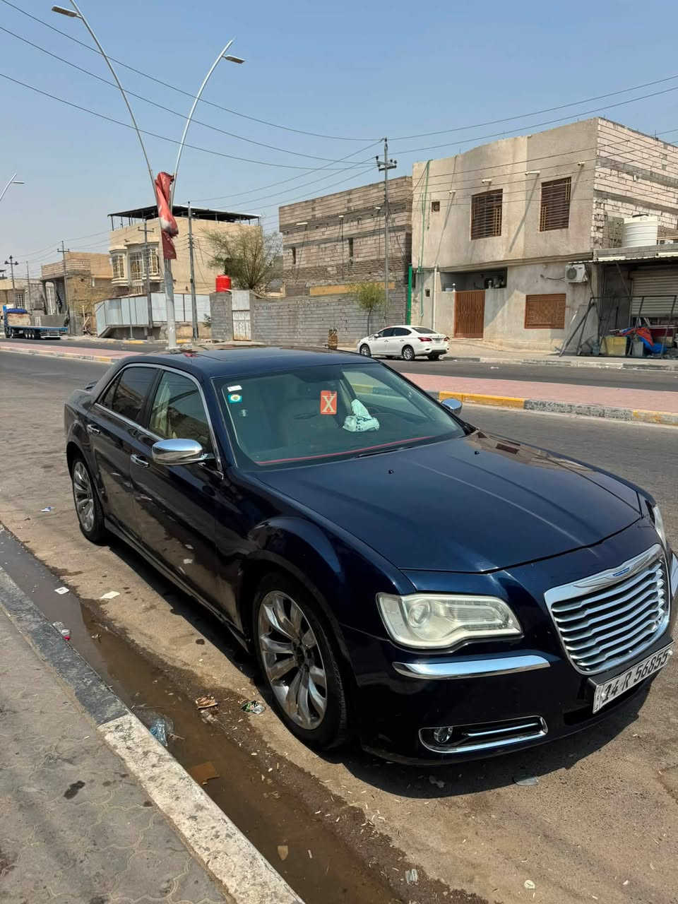 السلام عليكم اوباما 12 للبيع فول مواصفات 1/1  كير محرك تبريد ثلج حادثها مدكر وخشم البنيد مصبوغه جماليه سياره جاهزه باسمي تحويل ثاني يوم سعرها 130 مكاني البصره الزبير ***********
