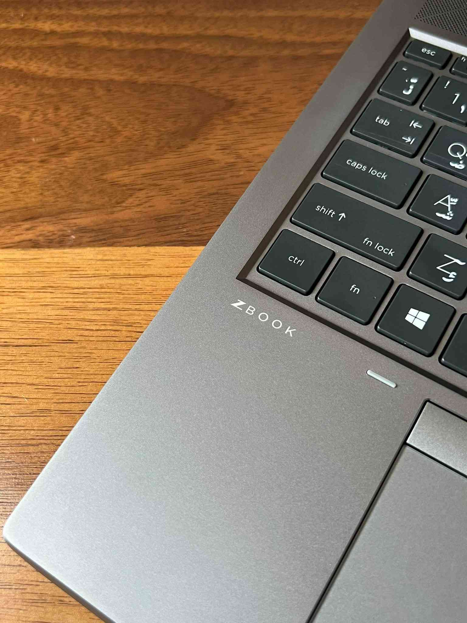 HP ZBOOK • i7 الجيل الحادي عشر • كرت شاشة 4GB