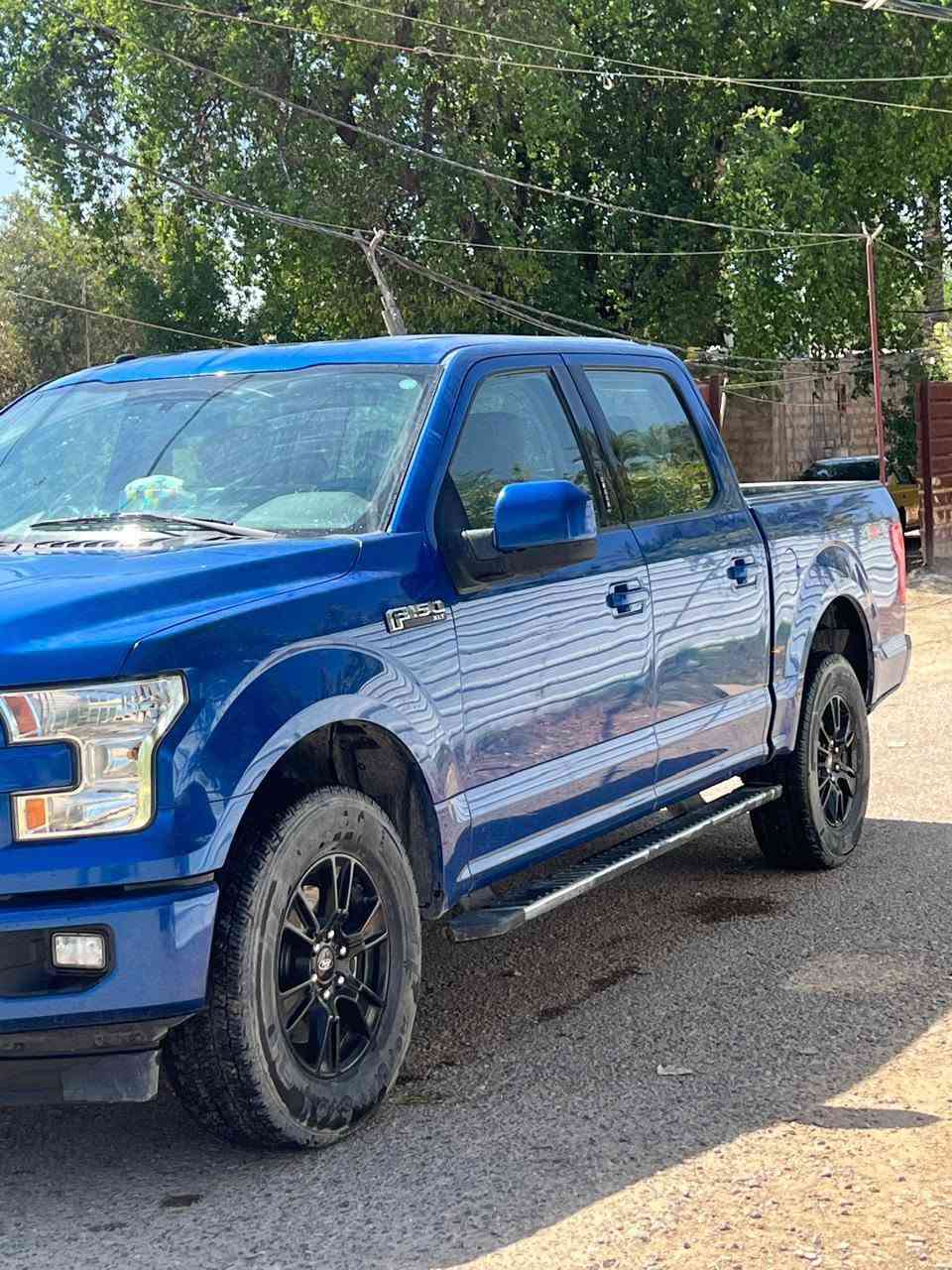 فـورد F150 XLT
وارد خليـجـي
محـرك 8 سلنـدر 
موديـل 2017
السونار موضح بالصور 
ماشية جوه الـ 70 الف 
تبريـد ثلـج 
بصمه تشغيل عن بعد 
كشنات كهرباء 
تدفئة كشنات 
كامره خلفيه 
تحكمات ستيرن 
محرك كير كفاله 
رقم سليمانية( بأسمي) 
هزه سنويه كله جديد 
السياره حلوه ومال جناي 
مكان السيارة بغداد التاجي 
وباقي مواصفات الفورد معروفة 
للاستفسار واتساب او اتصال 
***********
