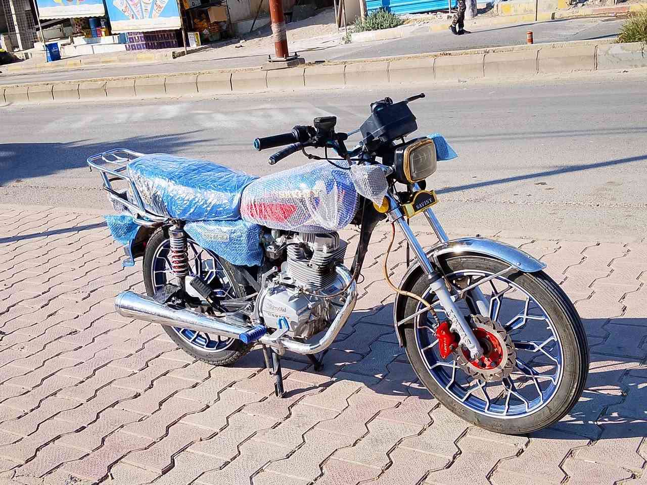 سلاو برايان ئةم سافينة 23 بؤفرؤشتن 200cc شةغالة بةشةرتي گيرو مةكينةو شانسي ما شاء الله بةقوةتة هيچ مةسرةفي تيا نية هةمو گياني سافينة مةكينةي جوانة كارةباني هةموگياني بةشةرت هةموي ئيش ئةكا شوينم لةسليمانية 500 معامةلة *********** واتس ئةپو فايبةري لةسةرة
