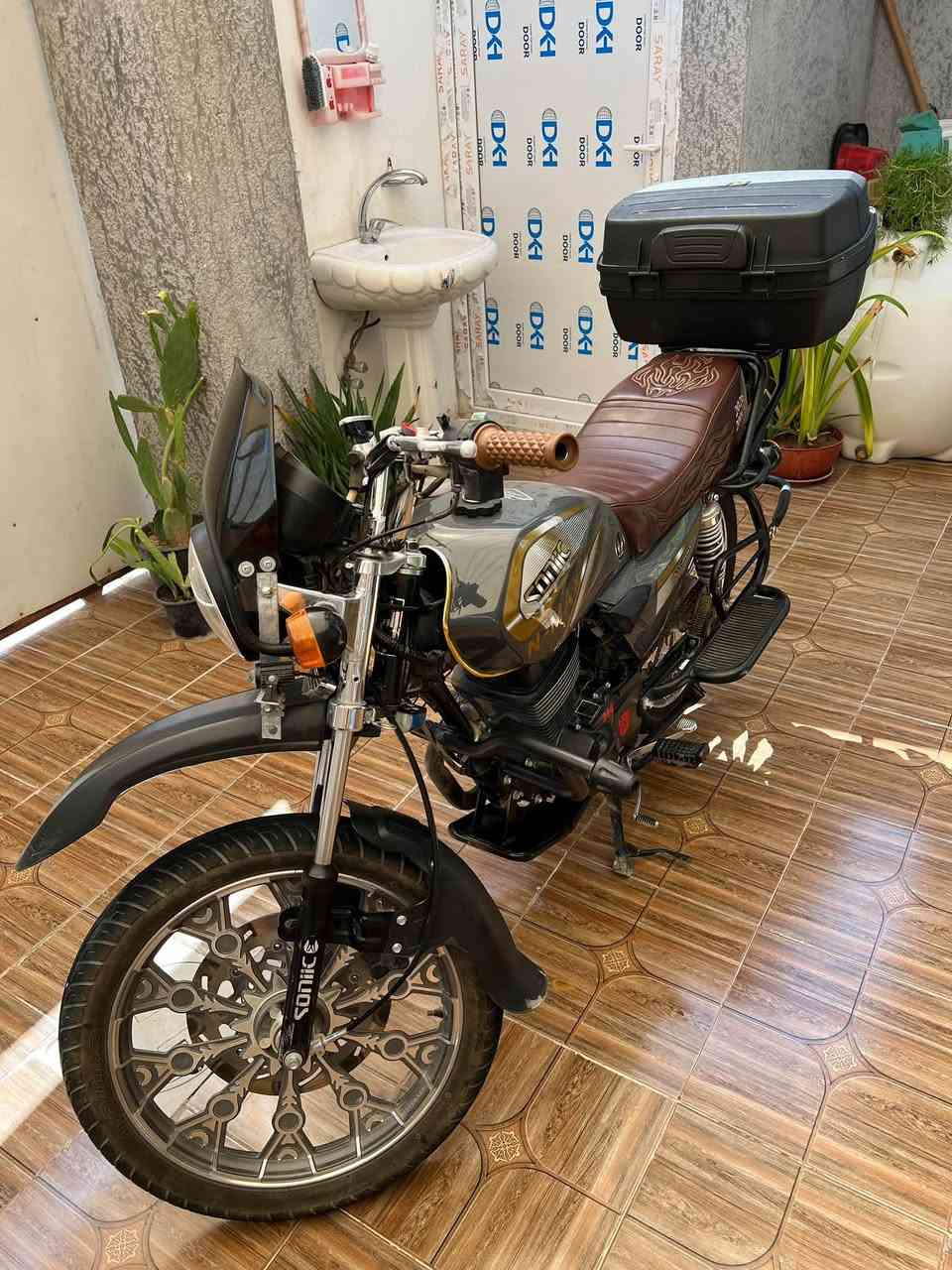 السلام عليكم
دراجه سونك N-MAX موديل 26
مكينه 200cc ضاغطة وزنجيل CBF
كفاله عامة شرط مكينه بعدها وضع شركة
استخدام شخصي اوراق سكنر
السعر ٩٥٠ قفل
مكاني ناحية كنعان
للتواصل وللاستفسار ***********
