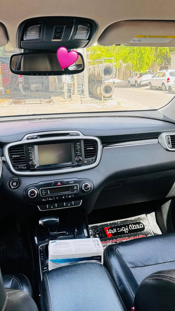 🔥 الوحش 🐺

🚘 للبيع Kia Sorento 2019 –شكل ال20
🇺🇸 وارد أمريكي

🔹محرك V6 -٦ سلندر  
🔹 7راكب  
🔹مواصفات  : EX
🔹 Mileage: 74,000 Miles قابل للزيادة

✨ المواصفات:
• مقاعد تدفئة 🔥
• تحديد مسار
• رادار سرعة

صندوق كهرباء 
٤ مودات قيادة
سمارت - ايكو -كومفورت -سبورت  
تبريد 3 قطع منفصل

• ⁠• مواصفات EX كاملة

🤍 سيارة مال بيت، نظيفة جداً
✅ جاهزة من كل شي وما تحتاج أي شي

السعر ٢٢٠ 

بغداد الطالبية 

الاتصال 
‭***********
