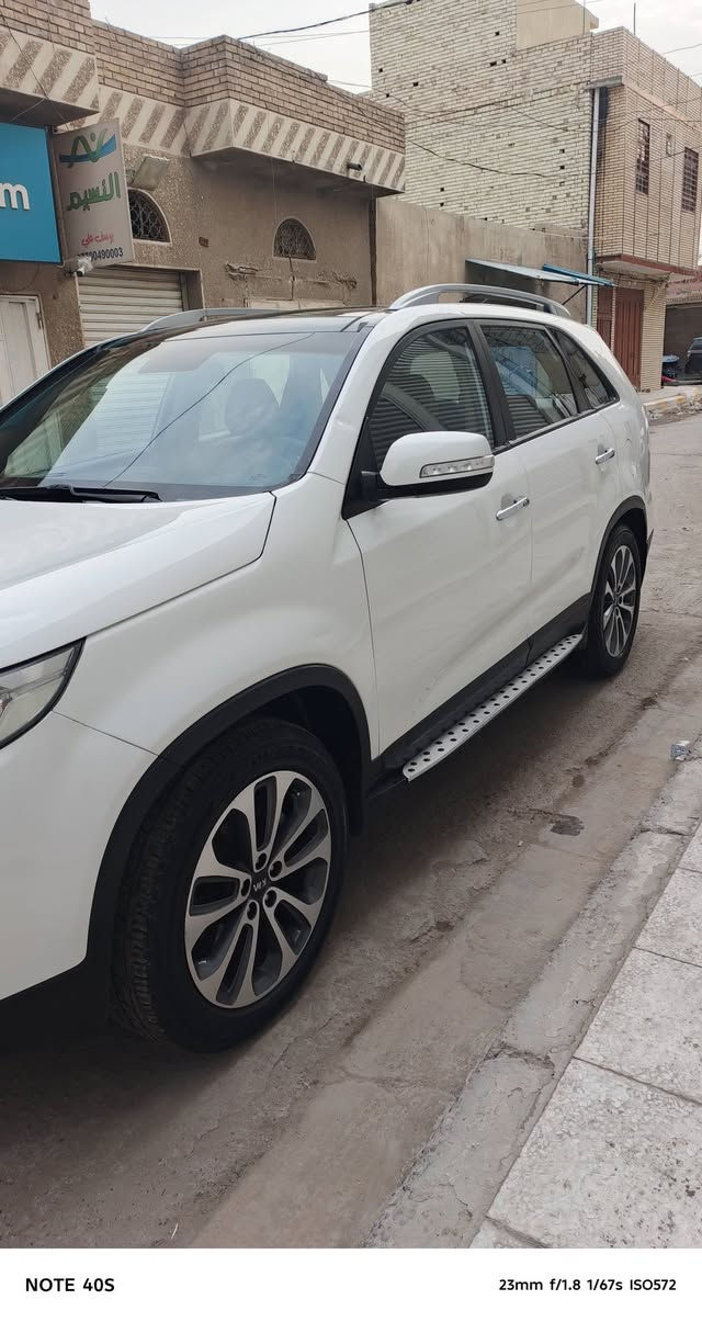 سورنتو ٢٠١٣ • ٦ سلندر • أجزاء مصبوغ