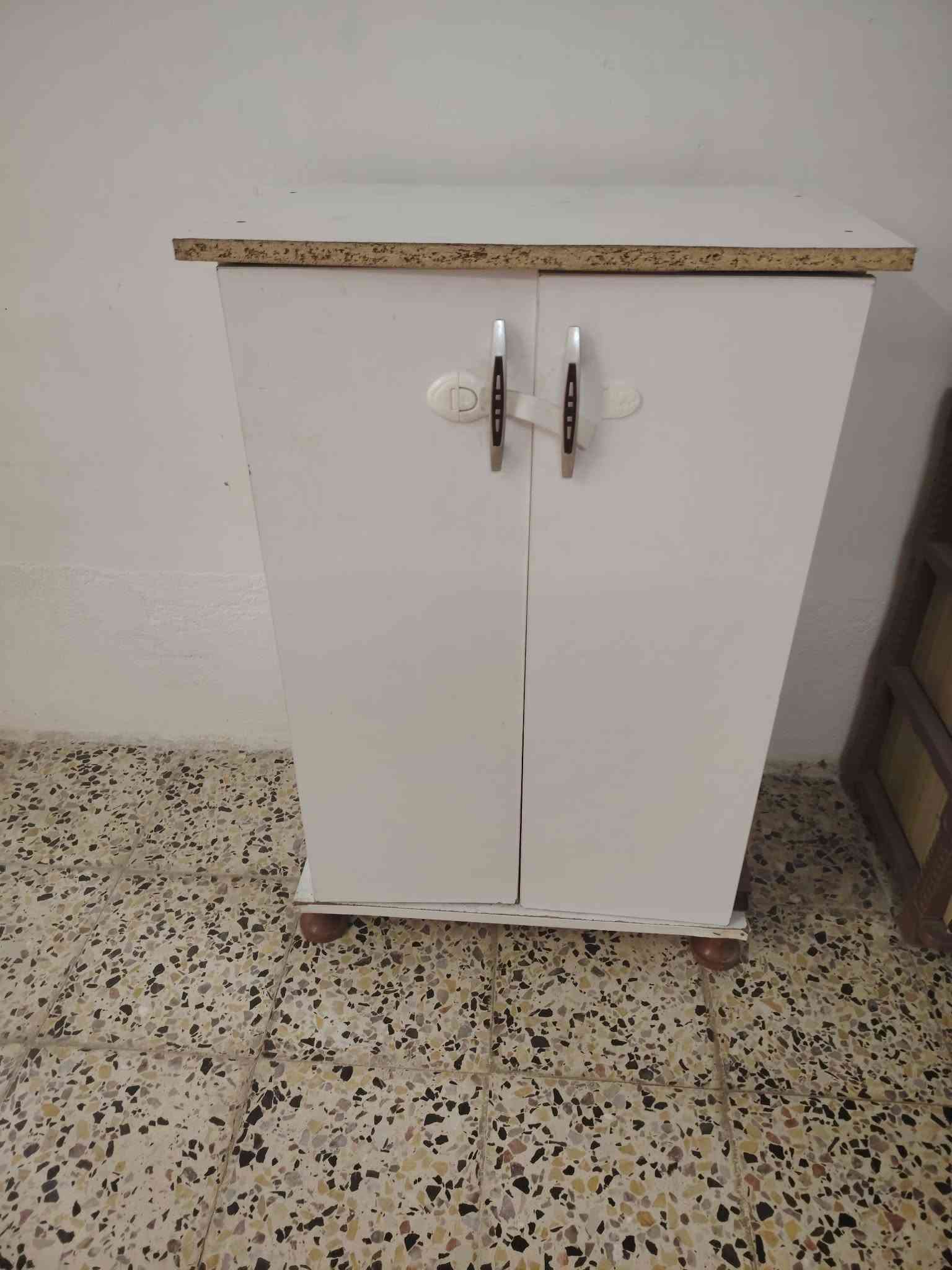 غراض • دواليب • للبيت