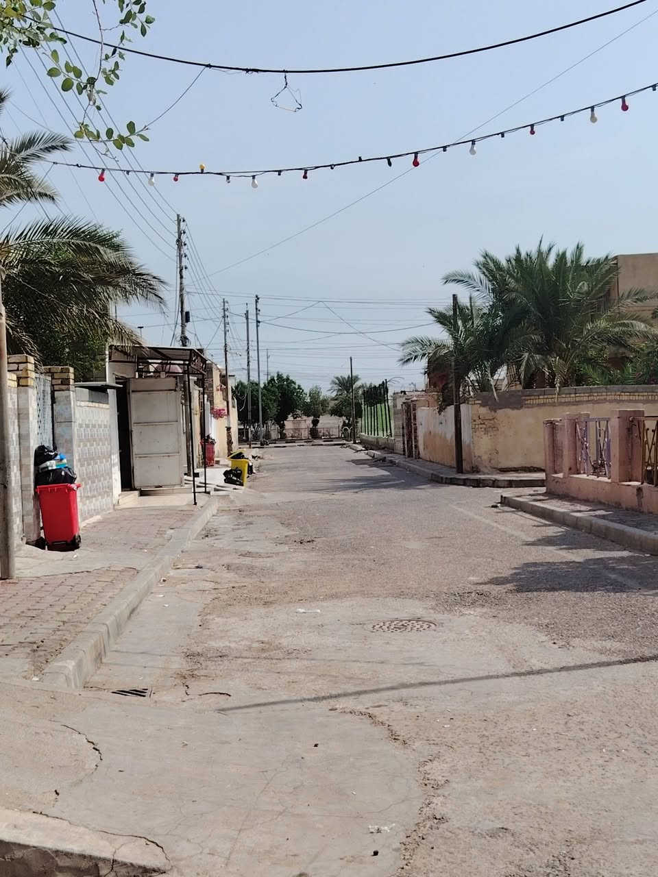 سلام عليكم ورحمة الله بيت للبيع طابو ميسان قلعه صالح حي العسكري قرب الشارع العام للأستفسار تواصل على الارقام؛
***********   
   ***********
