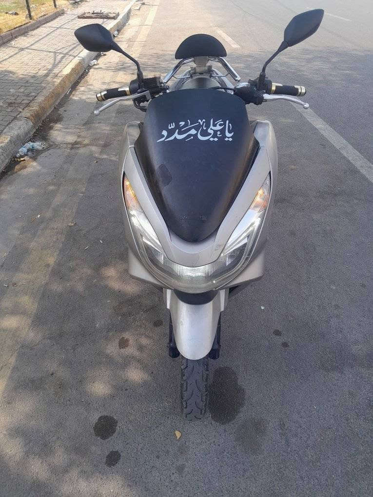 السلام عليكم Pcx  ياباني جيل الثاني مكفوله كفاله عامه  مكينه ١٥٠ حساس ازدحام وحساس ستان  دراجه مال جناي قبل شهرين نزلته السعر مليون و٧٠٠ الهاتف *********** العنوان بغداد
