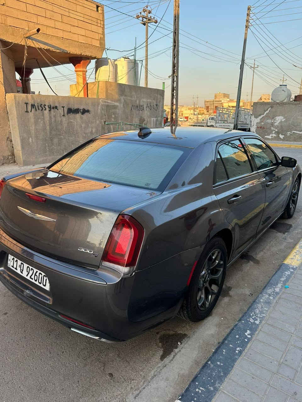 السلام عليكم اوباما S موديل 18 مرمز 22  كشنات جلد شاشه جبيره سياره نضيفه وما تعبانه تايرات جدد ويل عنكبوت 18  مكانها البصره المطيحه 
*********** البصرة, العراق
