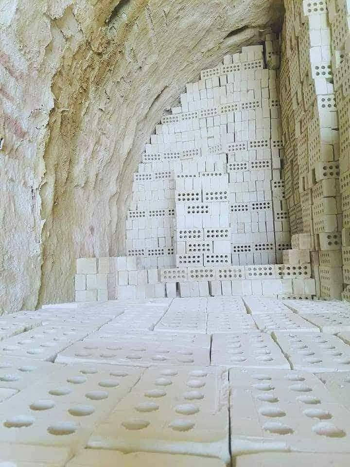 سلام عليكم🤝
ابو رضا التجهيز الطابوك الجمهوري🧱***********
تم تخفيض اسعار طابوك الجمهوري طابوكه فول شرط الفحص 🔬 نسبة املاح قليله جداً طابوكه قالب واحد ركن موس  الك حق ترفض المكلاب  اذ طابوكه ما موزينه متوفر طابوق جميع معامل نهروان حسب الطلب توصيل كافة محافظات العراق الاستفسار تصل***********
يوجد واتساب***********ابو رضا
