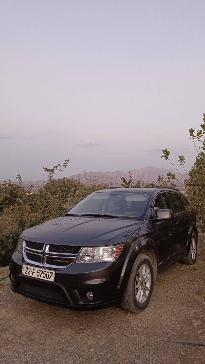 🚗 بۆ فرۆشتن – Dodge Journey 

🔹 مۆدێل: 2018
🔹 جۆر: SXT
🔹 مەکینە:چوار پستۆن 2.4
🔹 ❄️تەبرید مەرکەزی-٣ڕیز کوشن
🔹 شاشە و کامێرا
🔹 تەحدید سورعە

💰 نرخ: [١٣٢$]
📍 شوێن: [سلێمانی]
📞 ڕەقەم تەلەفۆن: *********** 

🚗 للبيع – Dodge Journey
🔹 الموديل: 2018
🔹 الفئة: SXT
🔹 7 مقاعد – 3 صفوف
🔹 المحرك: 4 سلندر، 2.4 لتر
🔹 ❄️ تبرید مركزي
🔹 شاشة وكاميرا خلفية
🔹 مثبت سرعة
💰 السعر: ١٣٢$
📍 الموقع: السليمانية
📞 رقم الهاتف: *********** السليمانية, العراق
