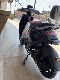 دراجة كهربائية • شحن • نضيفه