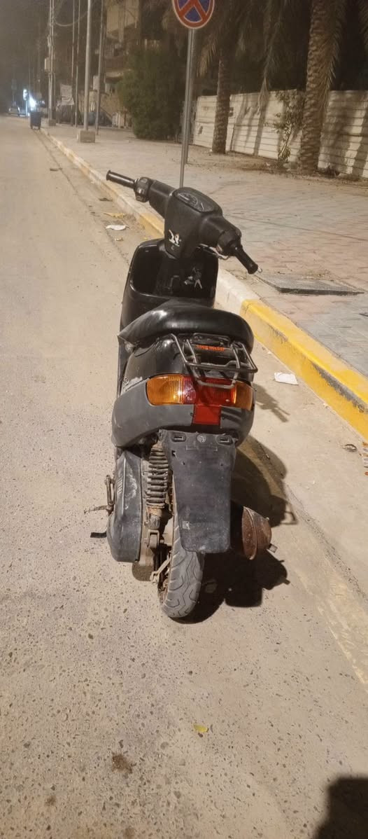 السلام عليكم
بطه مديل 99 نصيفه مكينه ناعمه مابيه صوت كير نكره هندري بكل وقت نقصه ترتيبات للكهربائيات وباتري دشبول شغال كيلو متر وطوافه شغالات شاصي مكفول سعرر 200 مكاني كربلاء البوبيات 
رقمي ***********
اي استفسار متواجد خاص مكلف بنشر وتحياتي للجميع  ..
