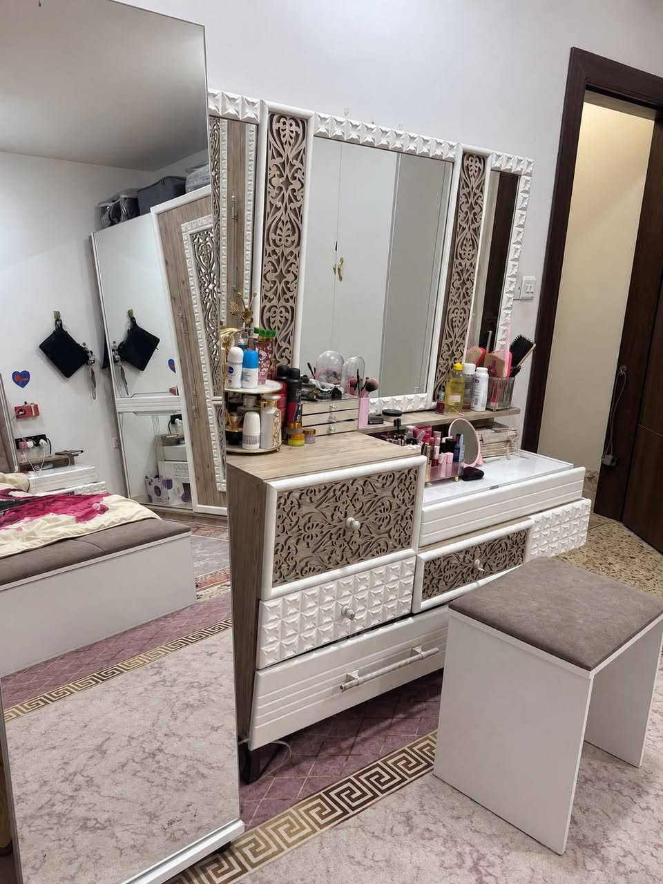 أغراض منزلية • غرفة نوم • ثلاجة مجمدات