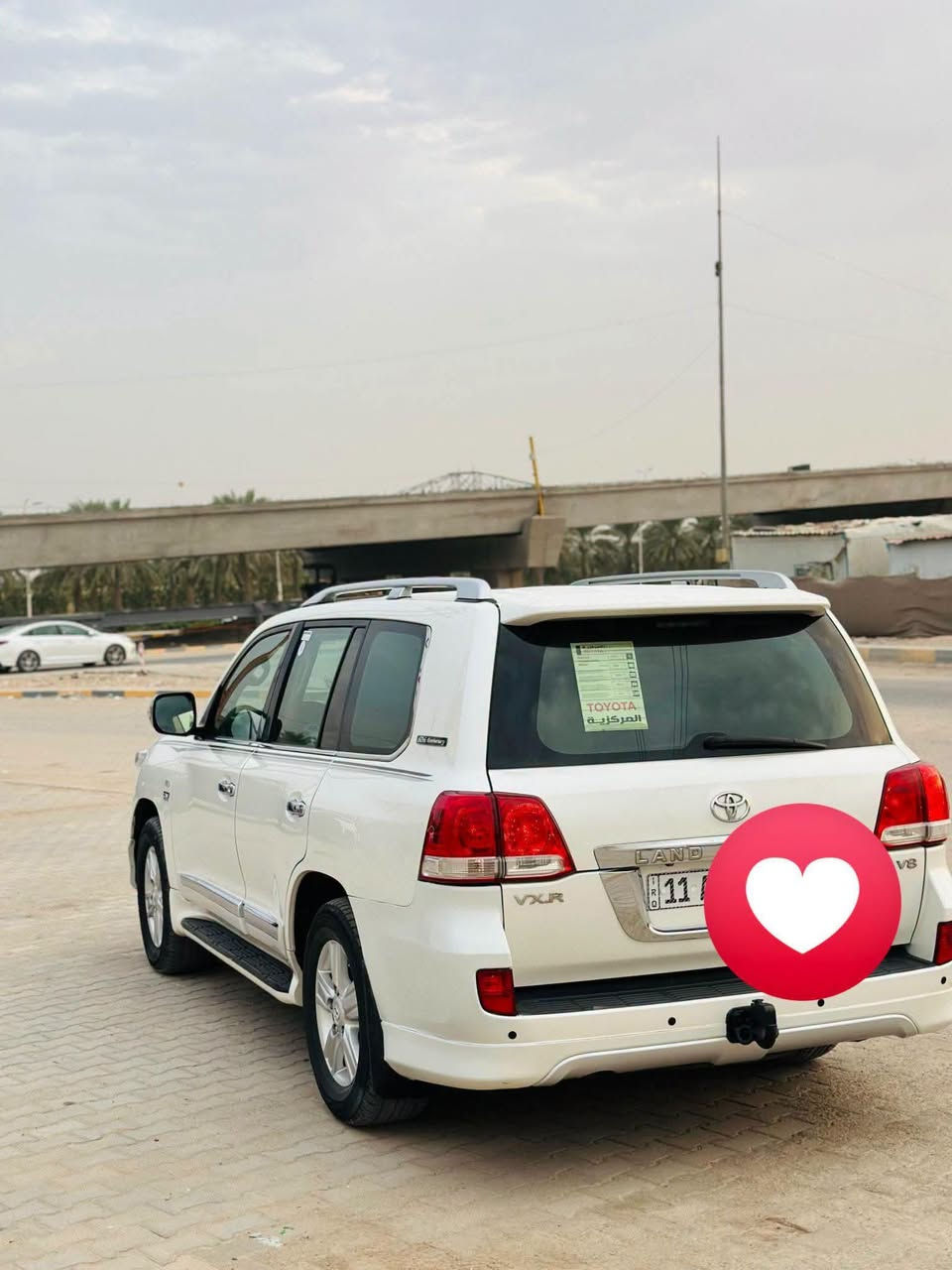 لاندكروز VXR • مكينه ٥.٧ • ماشيه ١٢٠ الف